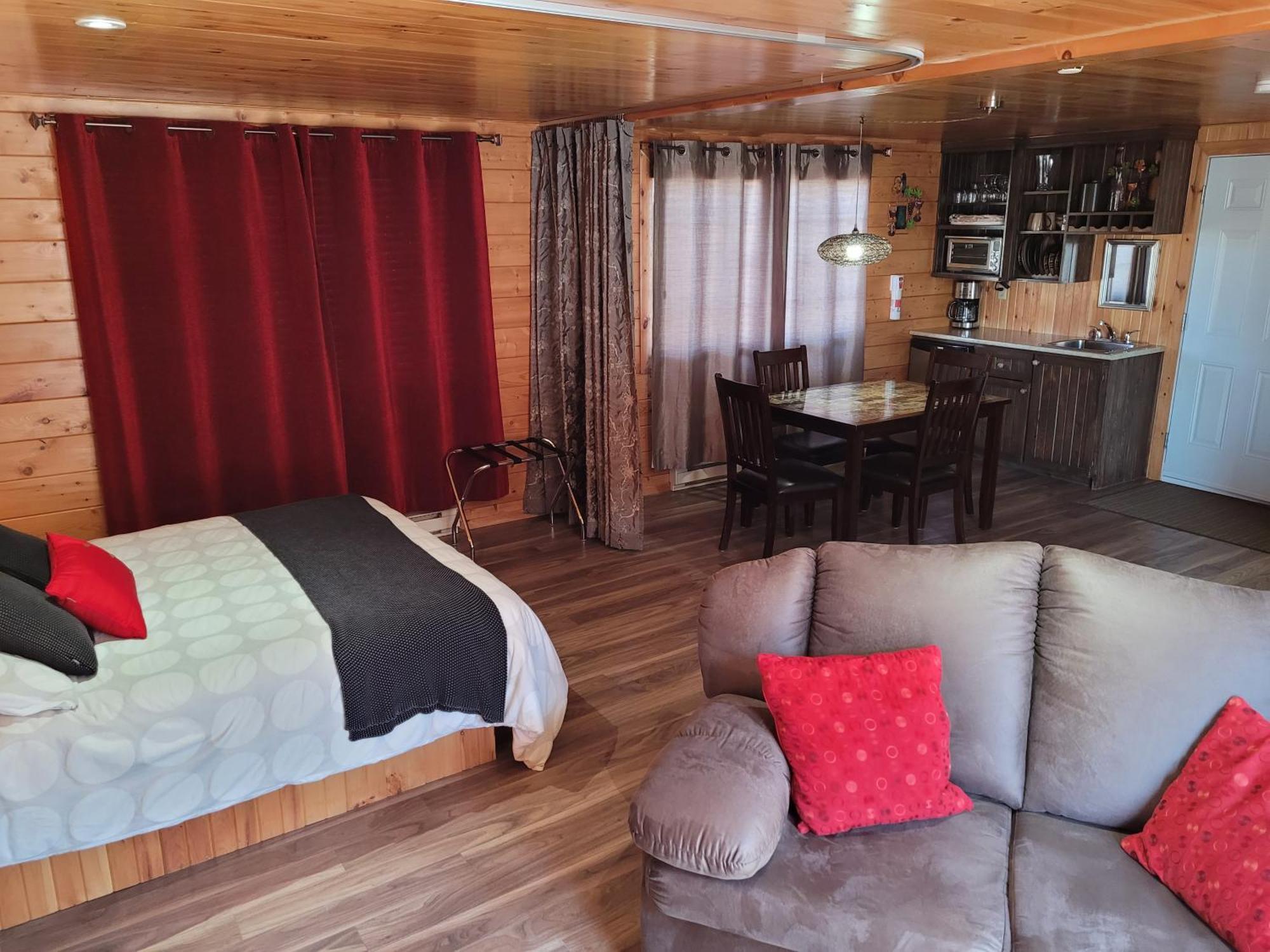 Centre De Vacances 5 Etoiles Family Resort Sacre-Coeur Dış mekan fotoğraf